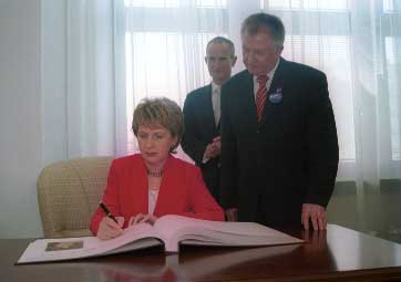 Rozmiar: 15110 bajt�w