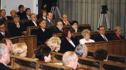 Rozmiar: 31759 bajt�w