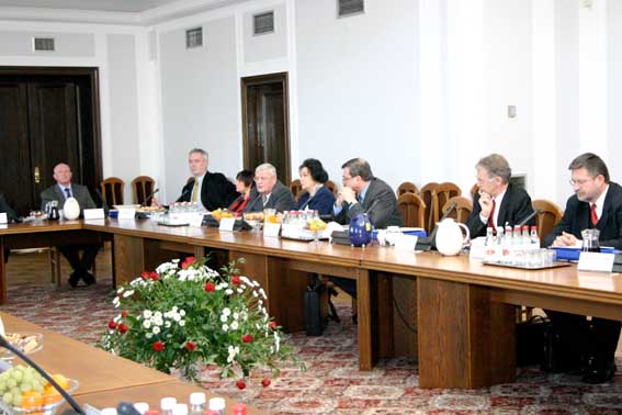 Rozmiar: 41376 bajt�w