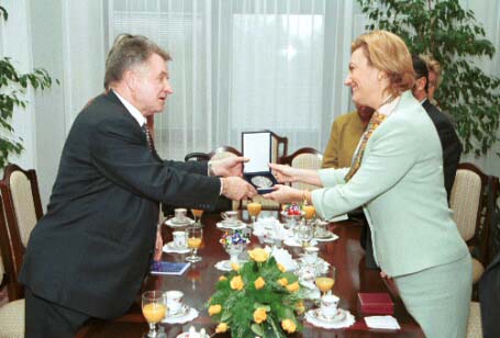 Marszałek L. Pastusiak i przewodnicząca L.F. Rudi Ubeda