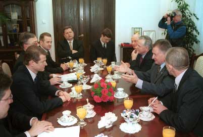 Rozmiar: 27009 bajtów