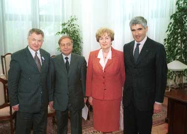 Rozmiar: 20242 bajtów